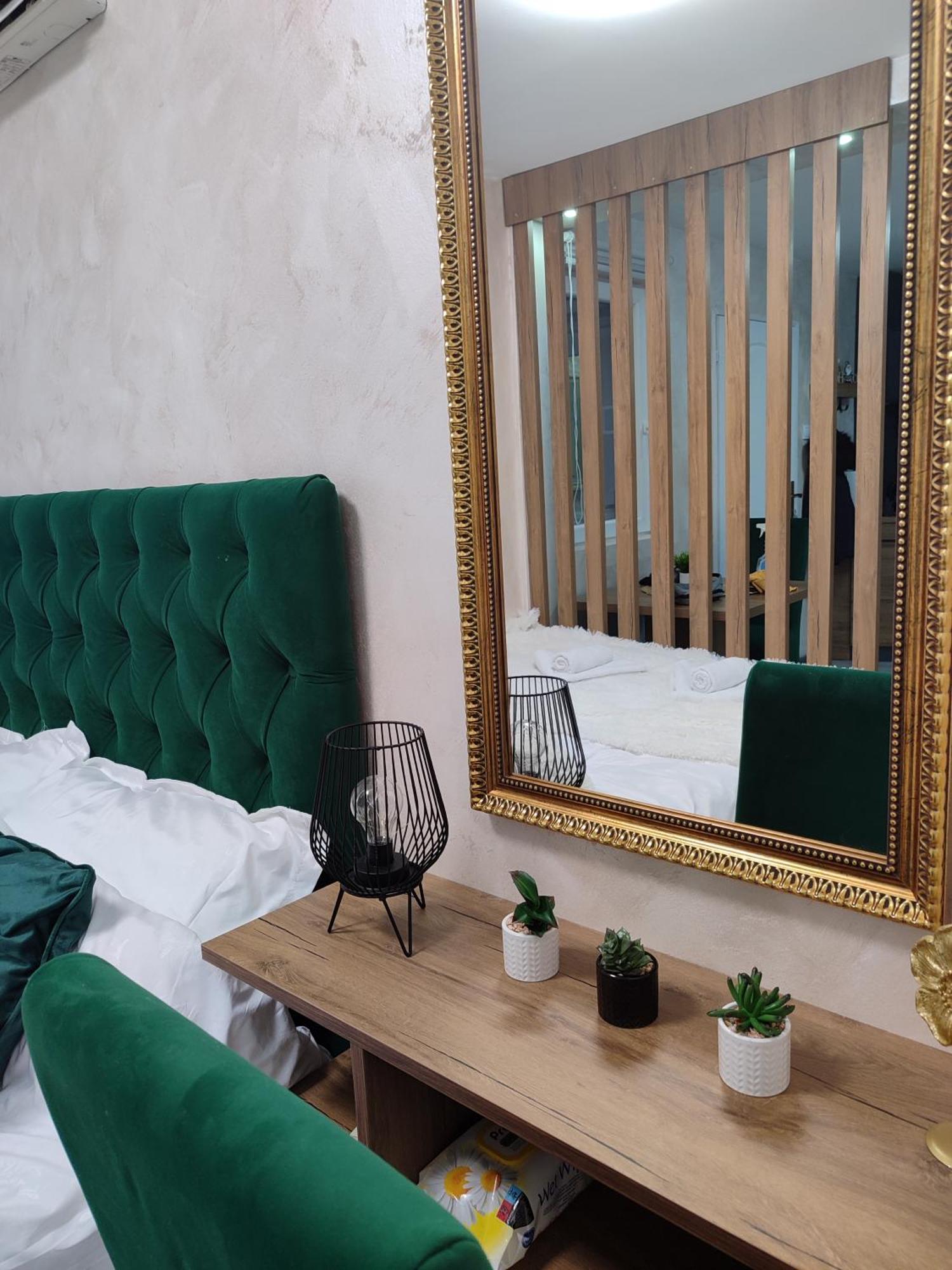 Studio Apartman Free Parking Rubikon Bělehrad Exteriér fotografie