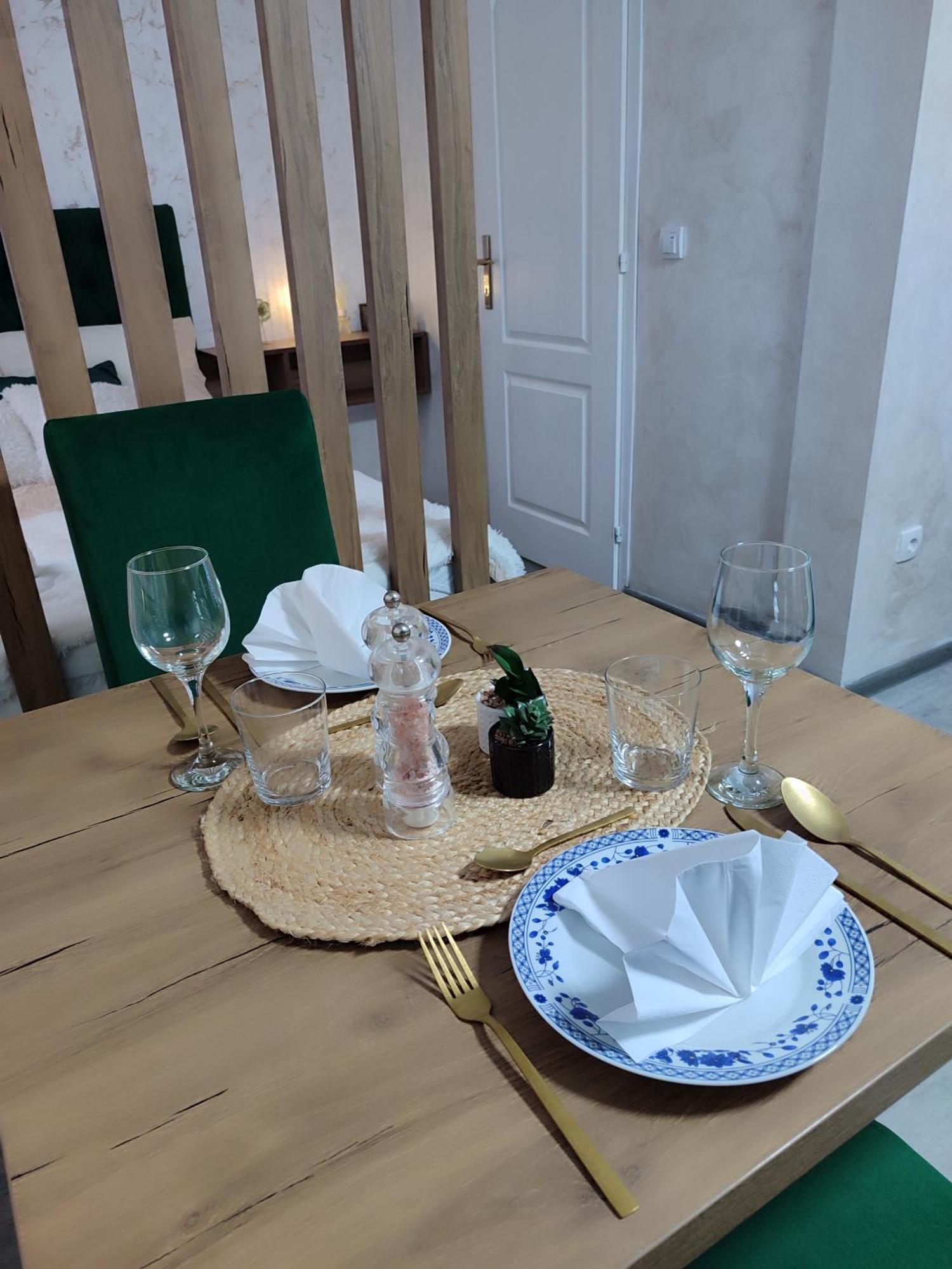 Studio Apartman Free Parking Rubikon Bělehrad Exteriér fotografie